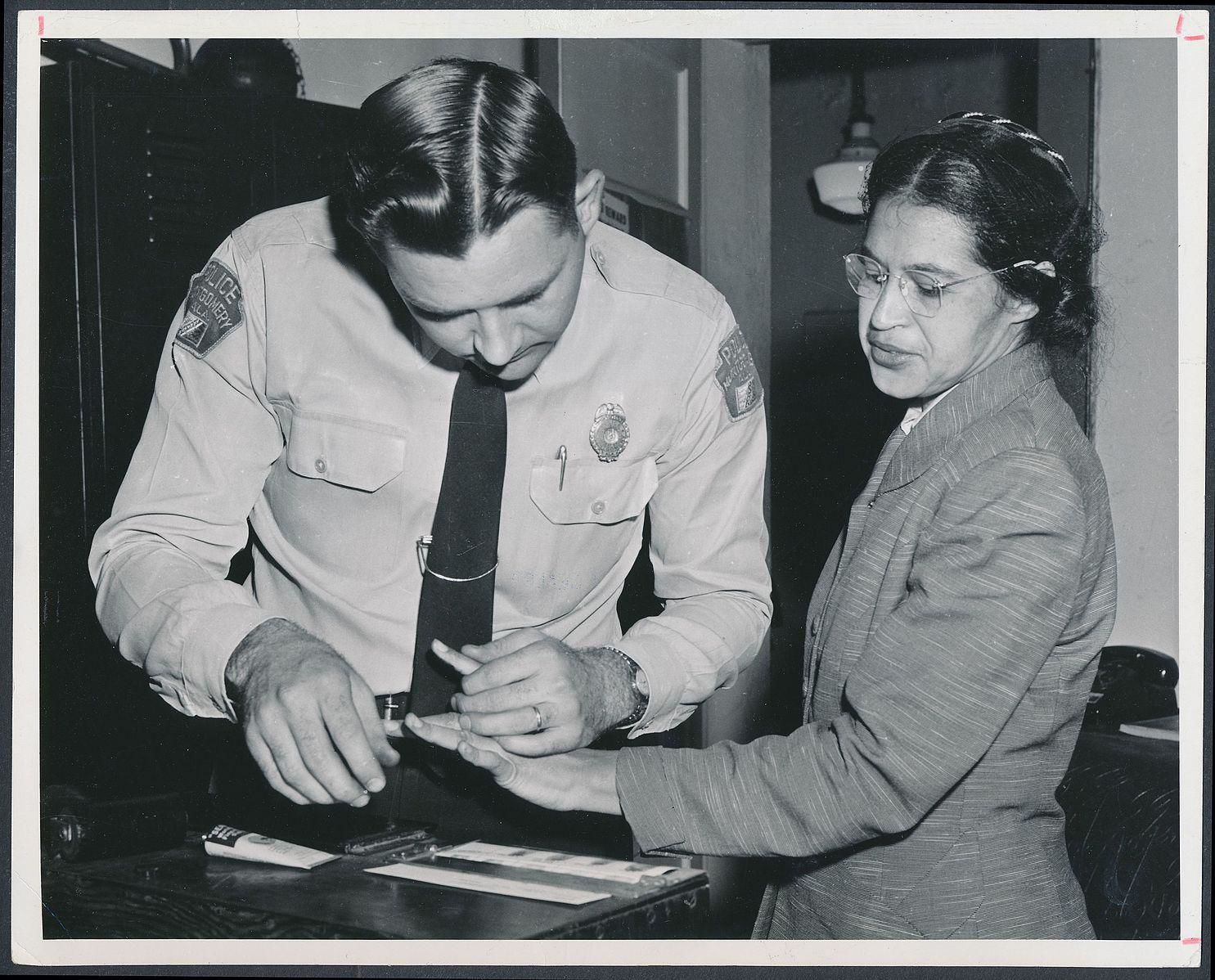 1955: Rosa Parks sparks Montgomery Bus Boycott